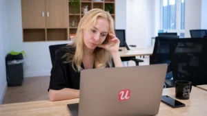 Vì sao đến cuối ngày ta dễ chọn sai và cáu gắt vô cớ?